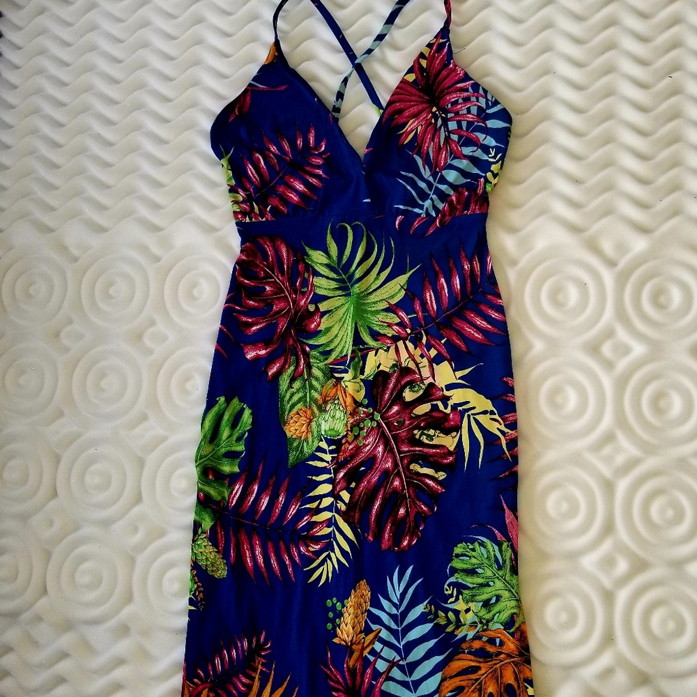 Multicolored sexy summertime dress